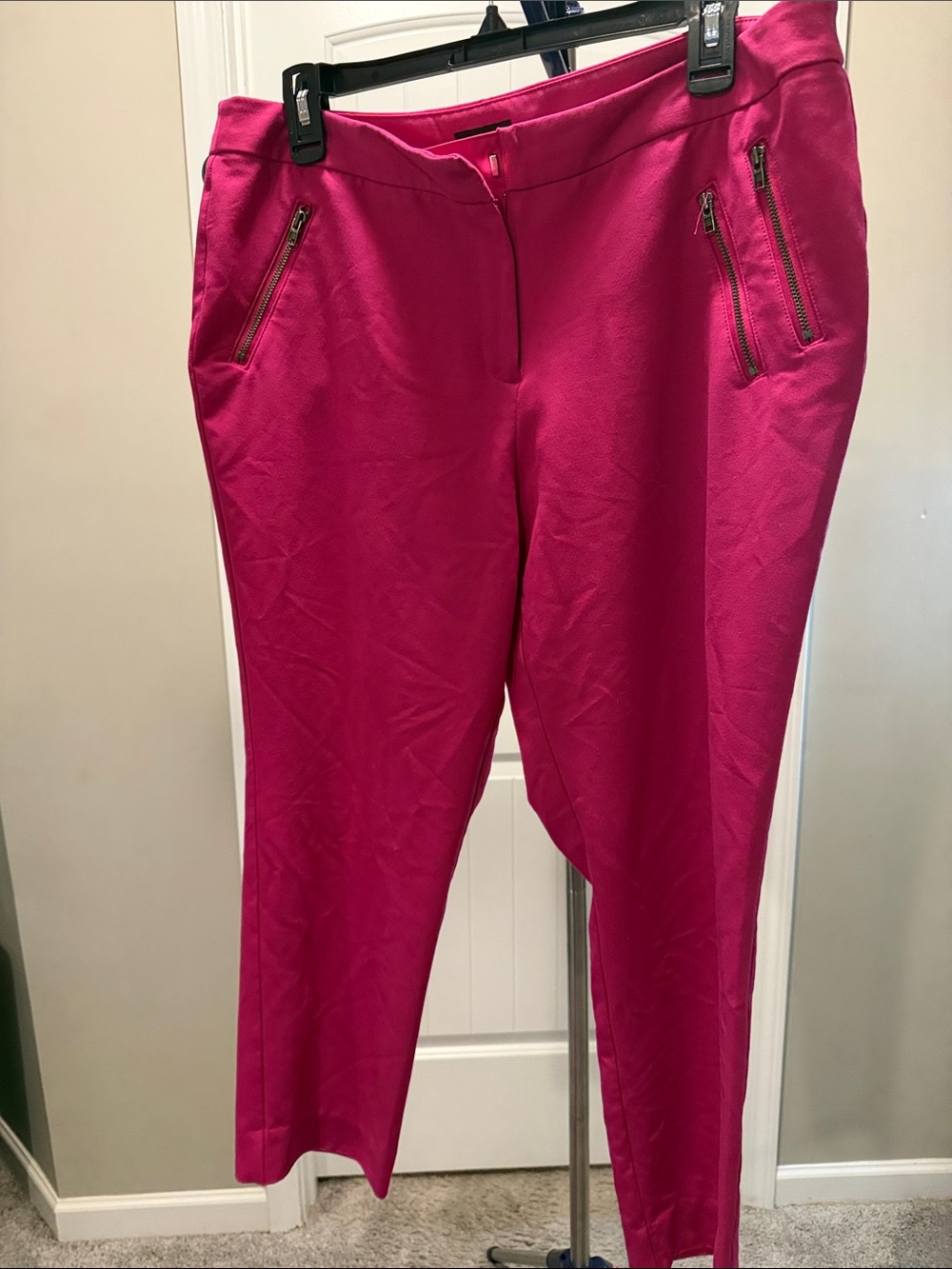 Worthington Bright Fuchsia Ankle Pants with Zip Pockets